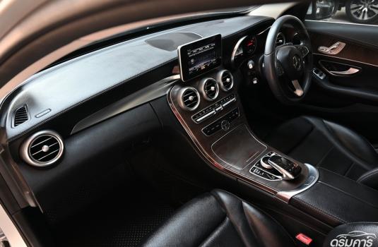 Mercedes-Benz C350 2.0 W205 ( 2018 ) e Exclusive Sedan ภาพที่ 8