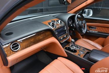 Bentley Bentayga 6.0 ( ปี 2017 ) 4WD SUV ภาพที่ 10