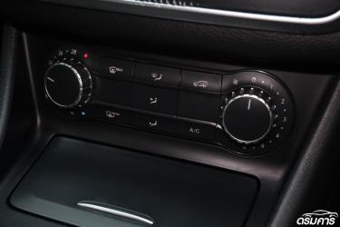 Mercedes-Benz GLA-Class GLA200 1.6 W156 Urban ภาพที่ 14
