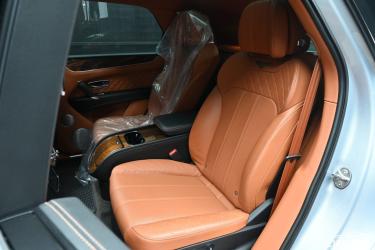 Bentley Bentayga 6.0 ( ปี 2017 ) 4WD SUV ภาพที่ 18