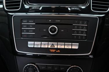 Mercedes-Benz GLE500 3.0 W166 ( 2017 ) e 4MATIC AMG Dynamic 4WD SUV ภาพที่ 15