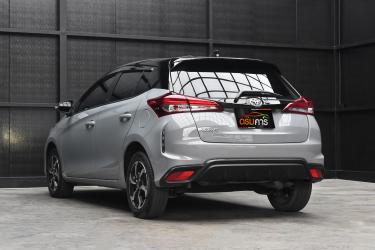 Toyota Yaris 1.2 ( 2023 ) Premium (2-Tone) Hatchback ภาพที่ 4