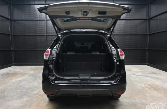 Nissan X-TRAIL 2.0 ( 2017 ) V 4WD SUV ภาพที่ 7