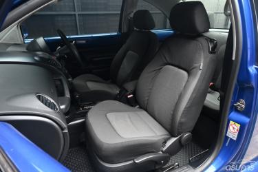 Volkswagen New Beetle 1.6 (ปี 2011) Coupe ภาพที่ 8