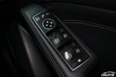 Mercedes-Benz GLA-Class GLA200 1.6 W156 Urban ภาพที่ 16