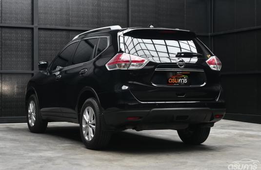 Nissan X-TRAIL 2.0 ( 2017 ) V 4WD SUV ภาพที่ 3