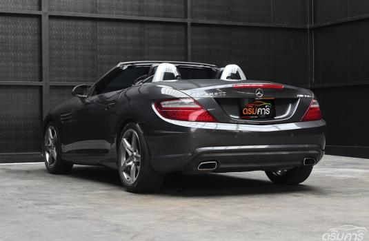 Mercedes-Benz SLK200 1.8 R172 ( 2015 ) AMG Carbon Look BlueEFFICIENCY Convertible ภาพที่ 4