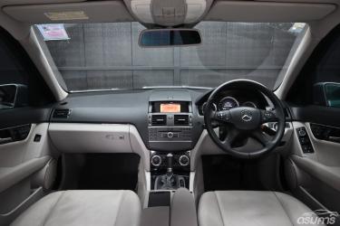 Mercedes-Benz C200 1.8 W204 ( 2011 ) Elegance Sedan ภาพที่ 9