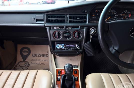 Mercedes-Benz 190E 2.5 W201 ( 1992 ) Sedan ภาพที่ 12